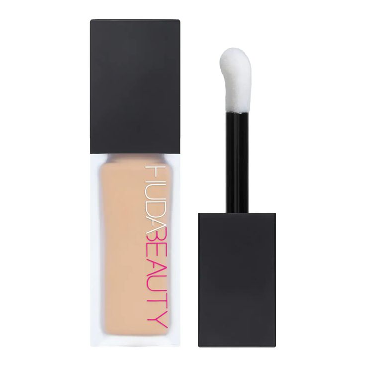 CORRECTOR HUDA BEAUTY